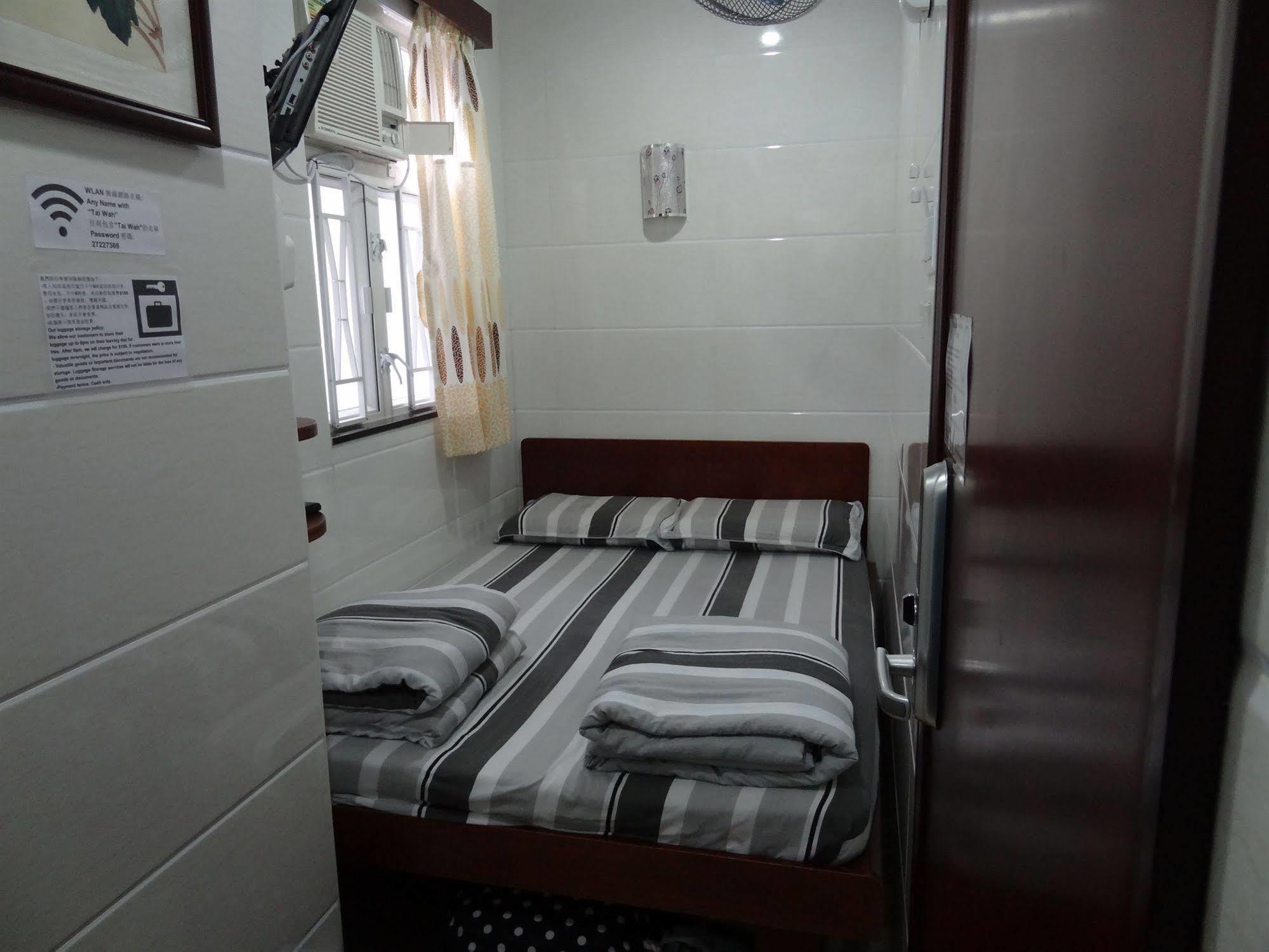 Tai Wah Hostel Hong Kong Exterior photo