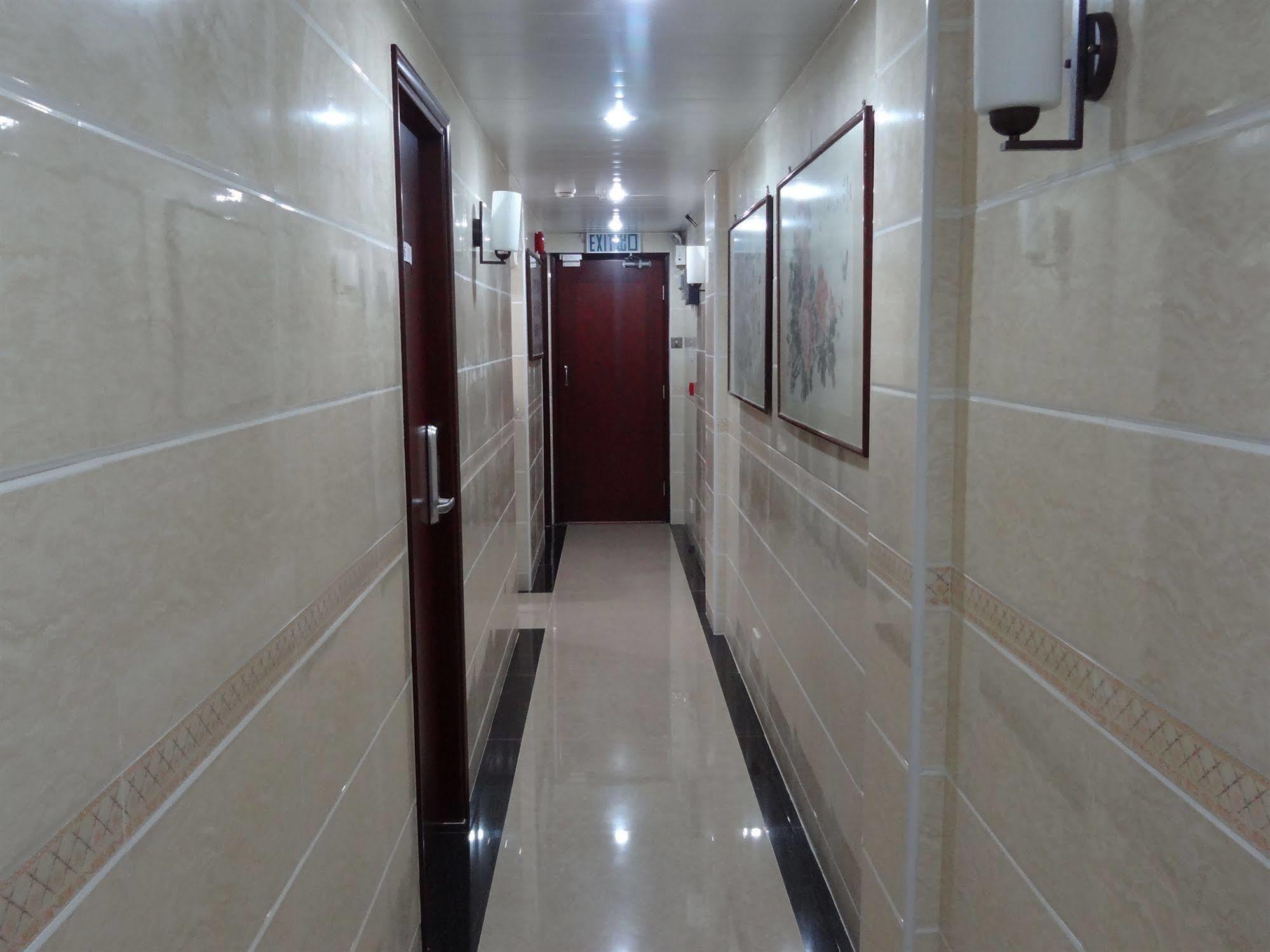 Tai Wah Hostel Hong Kong Exterior photo